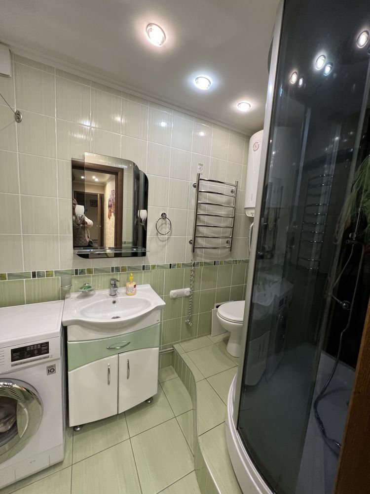 Продаю  2 комн./кв. с ремонтом  мкр. Северный