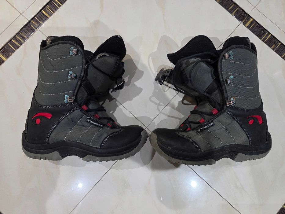 Buty snowboardowe BLACK HOLA 25cm rozm.39