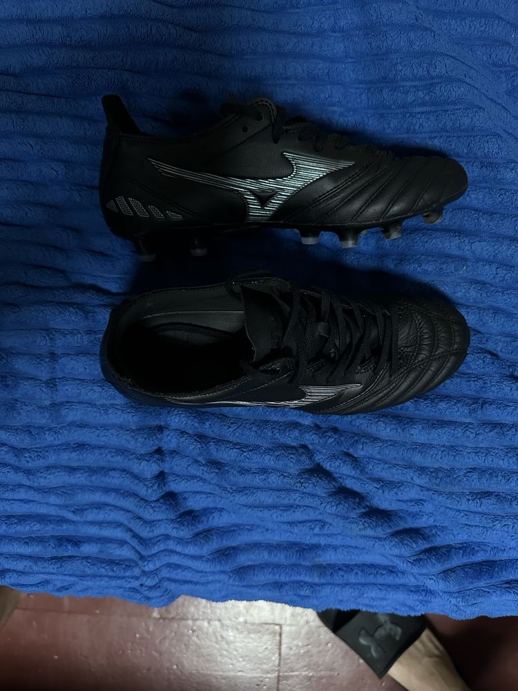 40 розмір бутси Mizuno 25 см стан 10/10