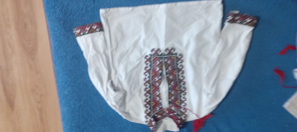 Продам вишиванку