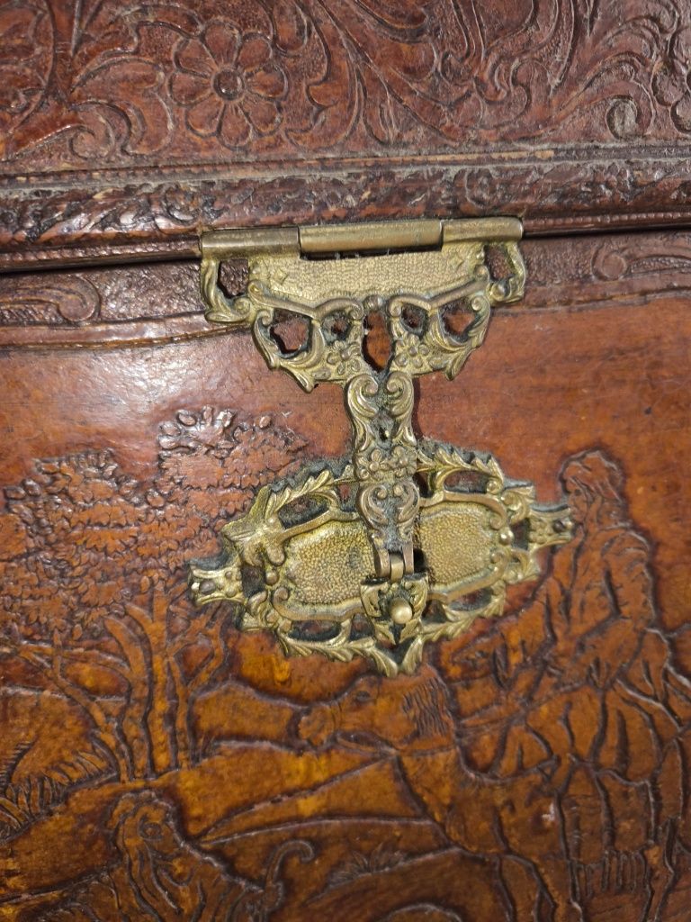 Arca madeira maciça  antiguidade