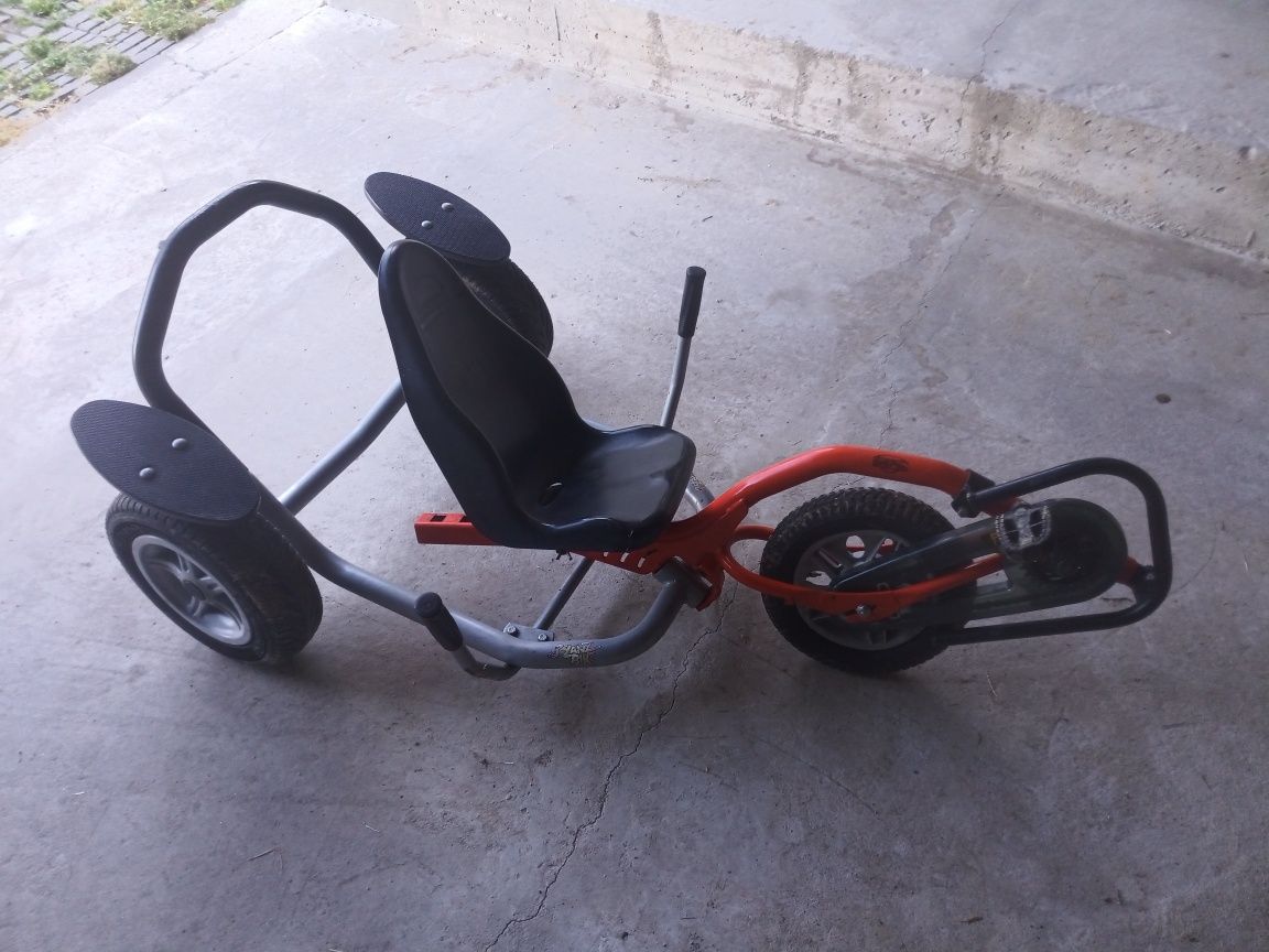Gokart trajka BERG