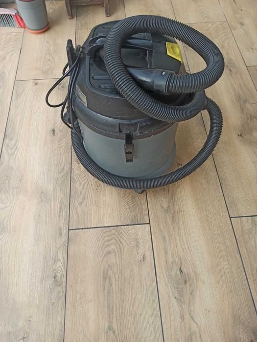 Odkurzacz KARCHER NT 27/1
