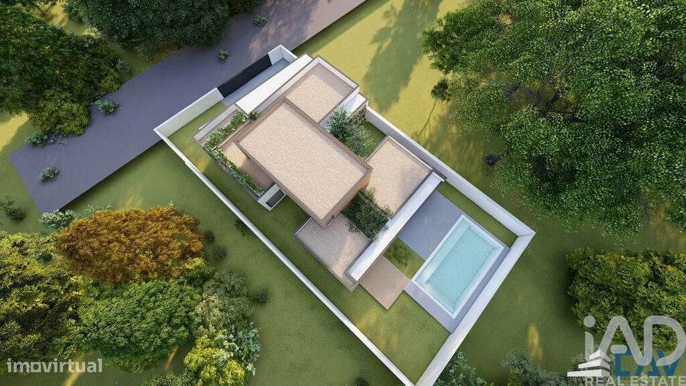 Casa T4 em Âncora de 311,00 m2