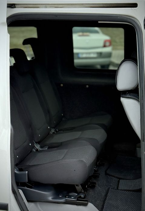 Volkswagen Caddy 1.9 Diesel ! Avtomat ! Пассажир !