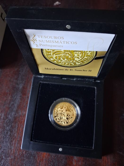 Moeda ouro o moranbitino de D. Sancho II