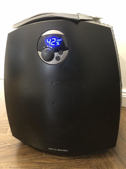 Увлажнитель ( очиститель) воздуха Air-o-swiss 2055D