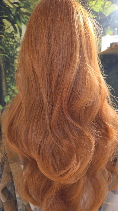 Peruka falowana z grzywką 70cm+ gratis opaska do peruk