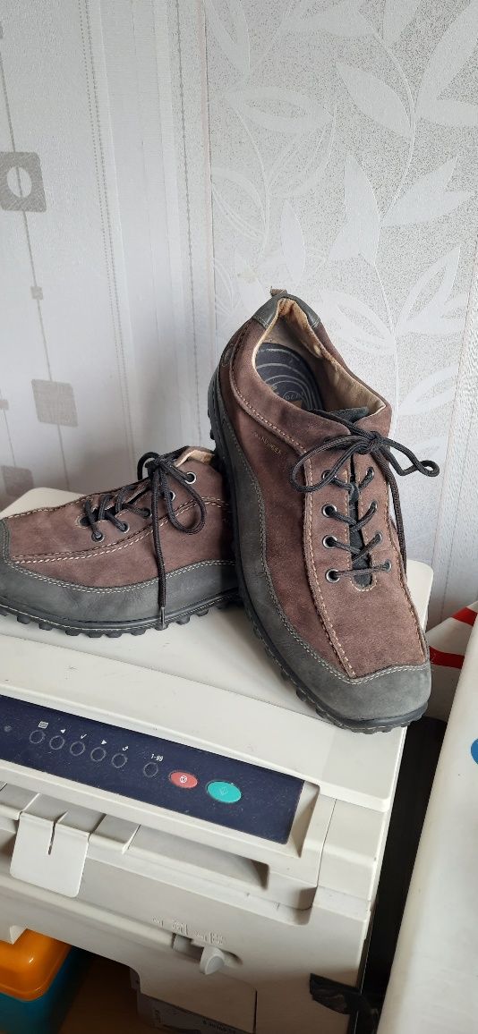 Кроссовки кожаные Allrounder,франц бренд,классные р46, ст 30,5см