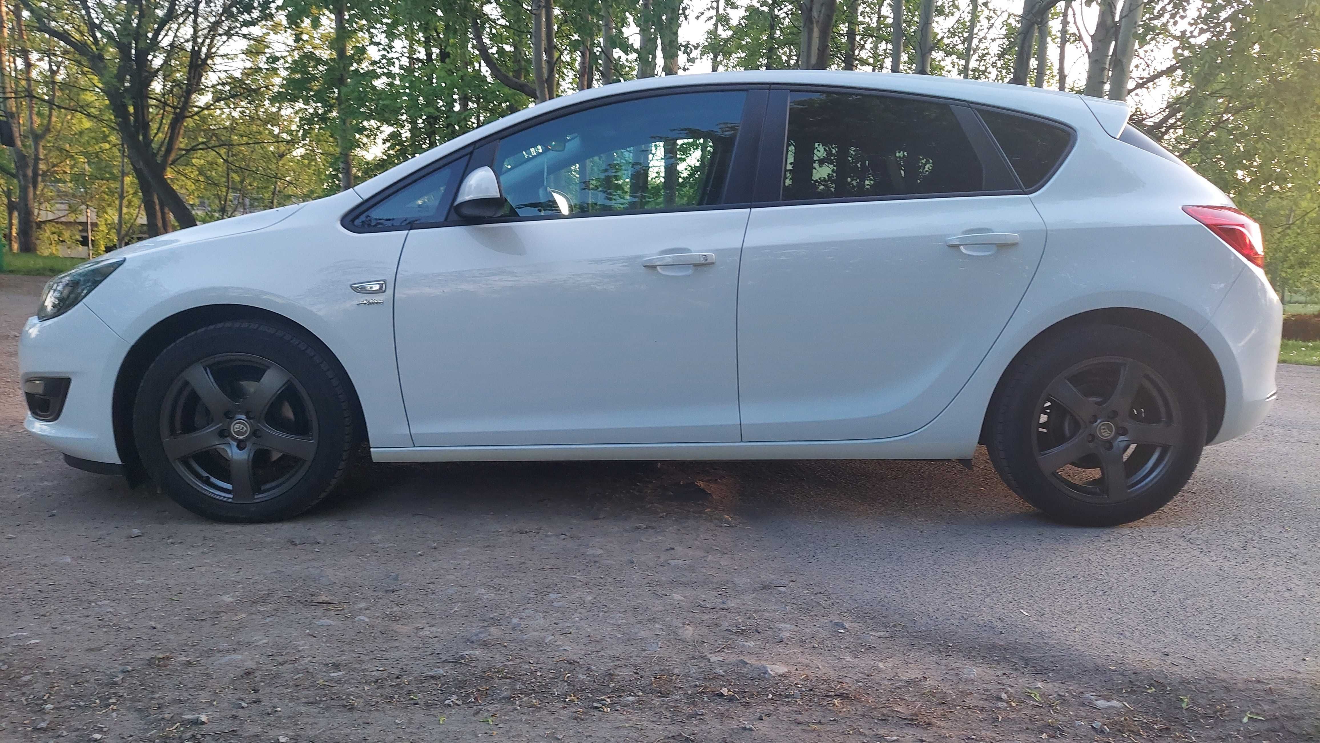 Opel Astra IV 1.6 Active II Właściciel