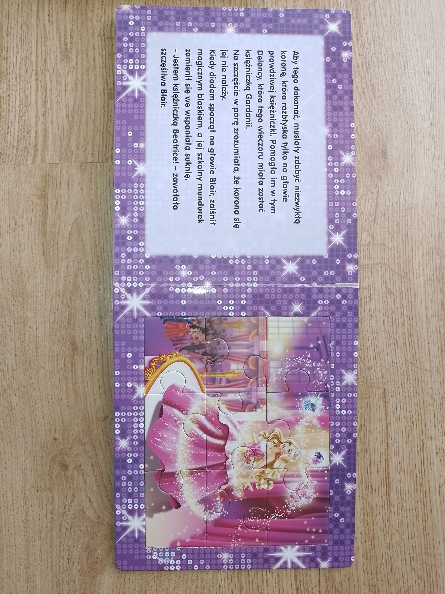Barbie puzzlowa książka