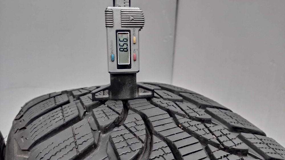 шини 225/55R17. Bridgestone. 8,5мм. 2022р.