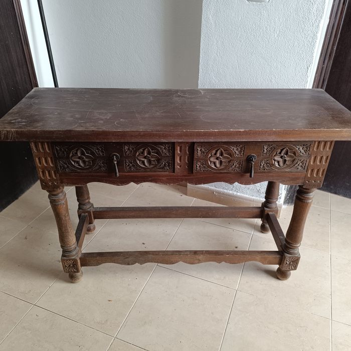 Aparador madeira maciça com duas gavetas