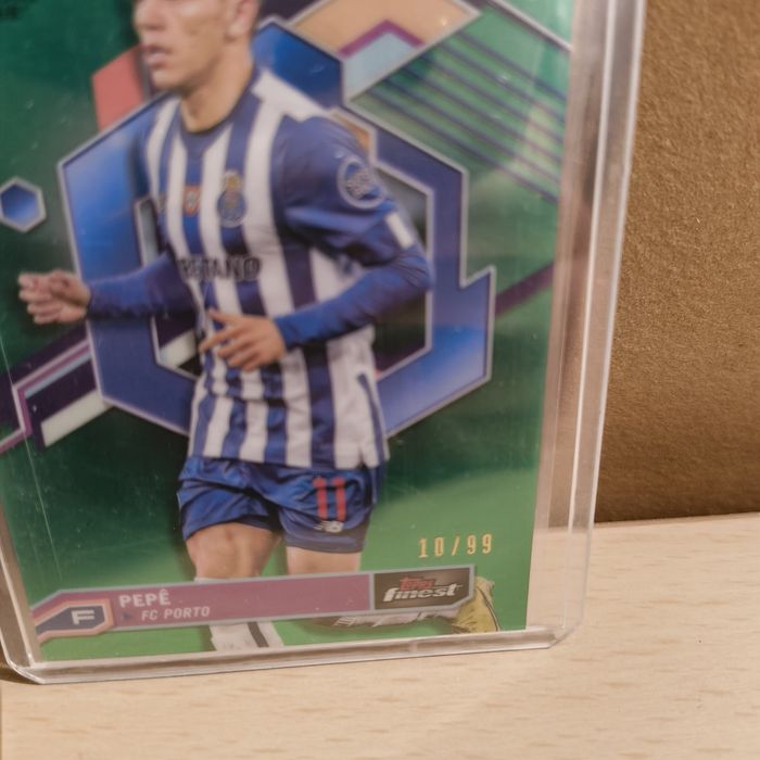 Carta Pepê /99 Porto Topps Finest Euro 2024