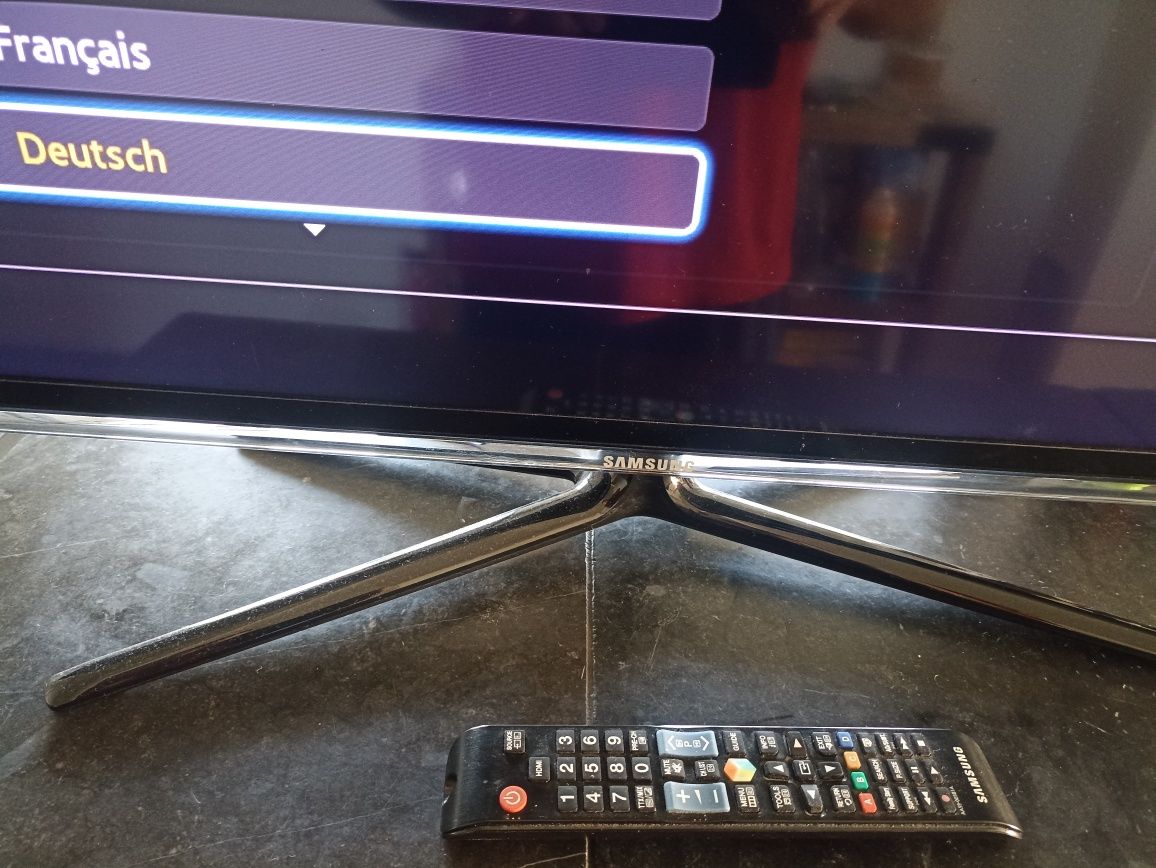 Samsung Smart TV 40 дюймів