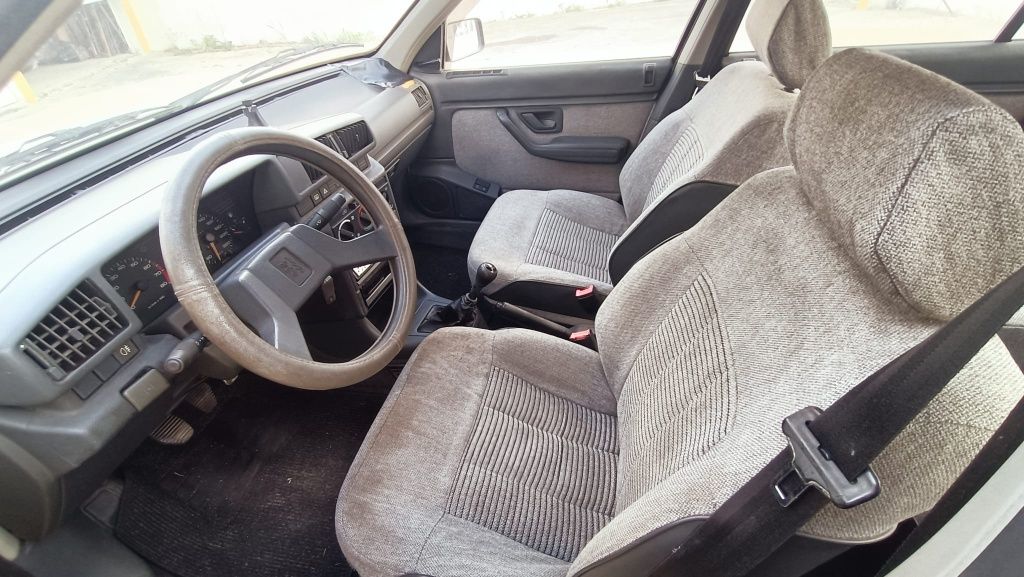 Peugeot 405 GR 1400