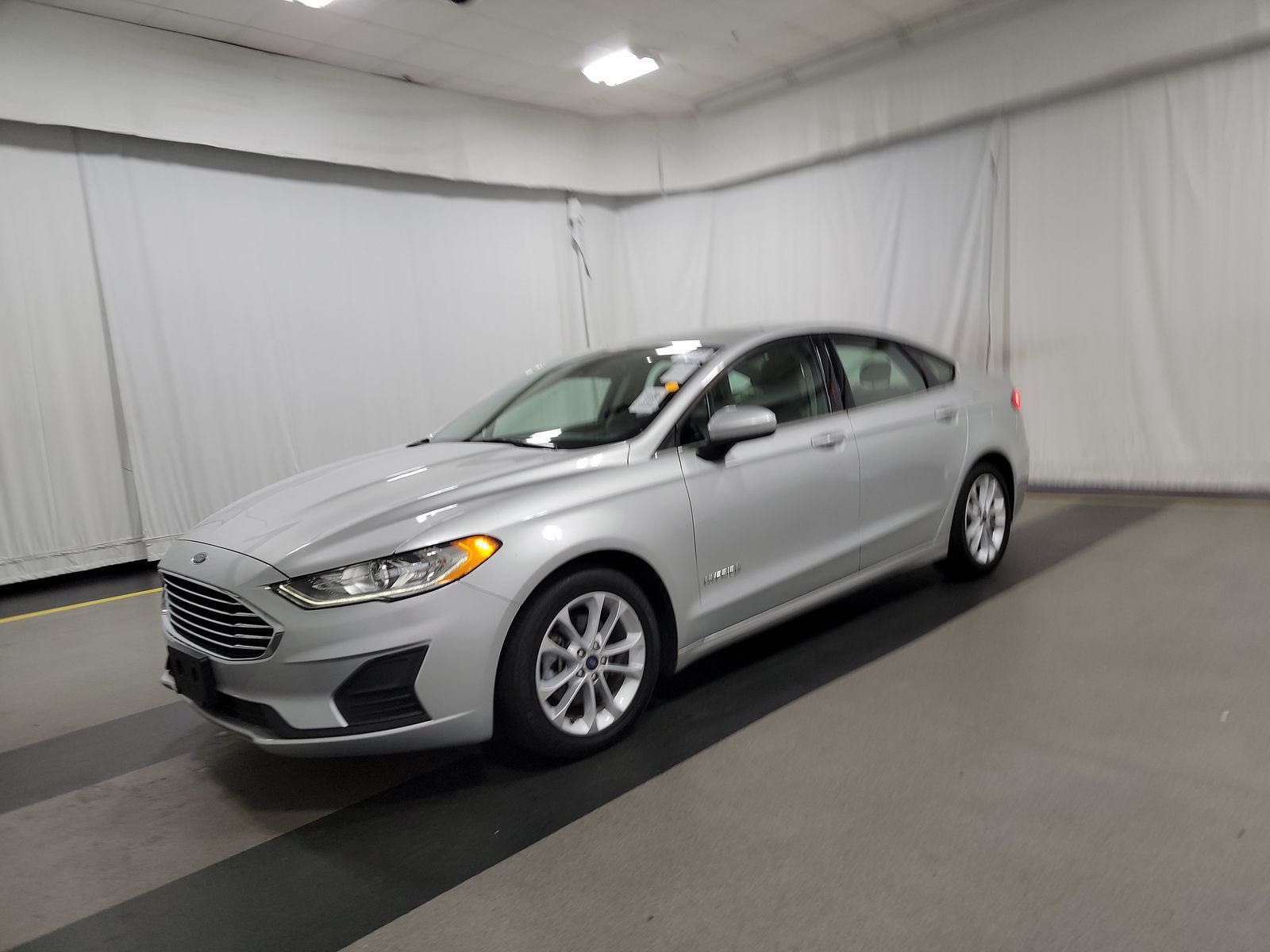 Ford Fusion Hybrid SE 2019