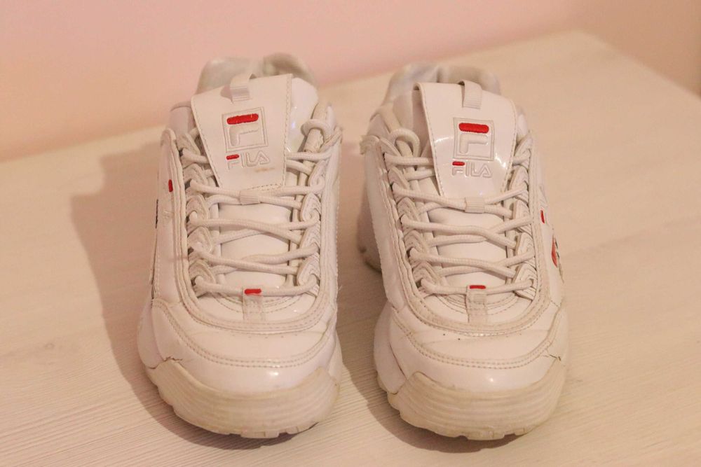 Saaptilhas Fila Disruptor premium repeat white