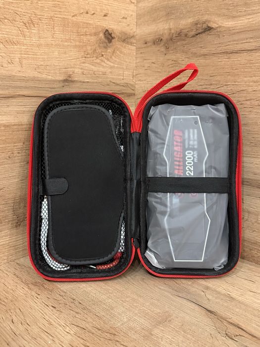 Пусковое устройство Бустер Alligator Jump Starter 22000mAh JS845