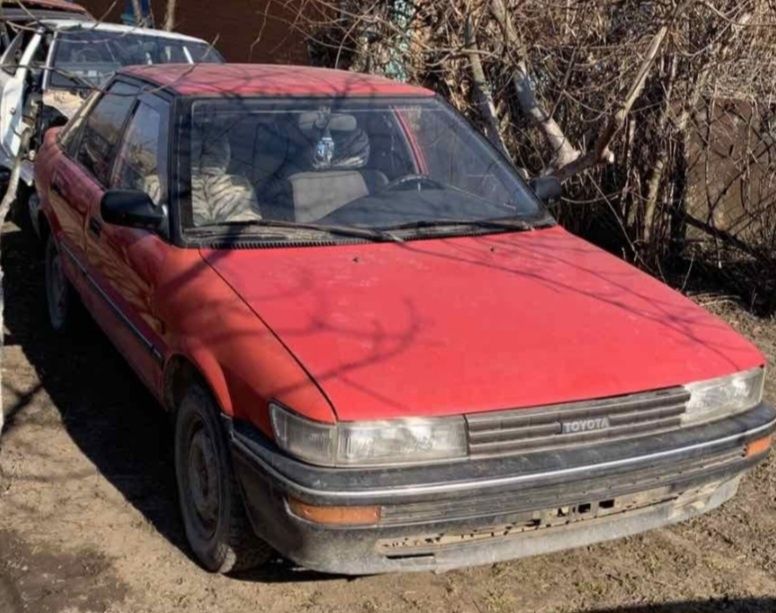 Запчасти Toyota corolla e90