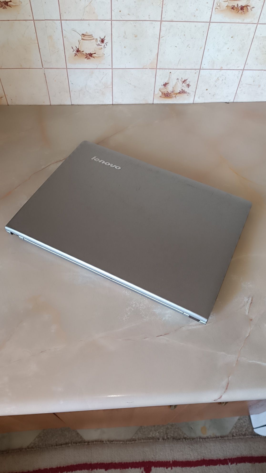 Lenovo ideapad s400u (ультрабук)