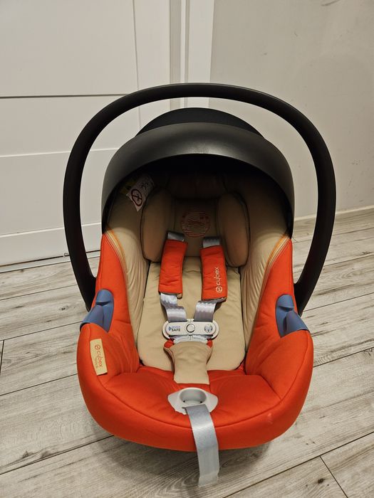 Fotelik Cybex Aton 5 Autumn Gold + wkładka dla niemowląt +Cybex Sensor