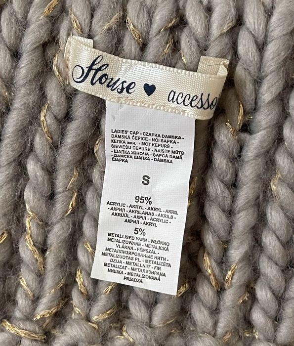 Szara czapka zimowa z pomponem ze złotą nitką [House]