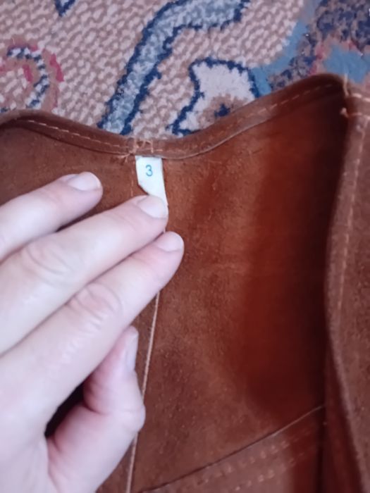 Colete de camurça pequeno