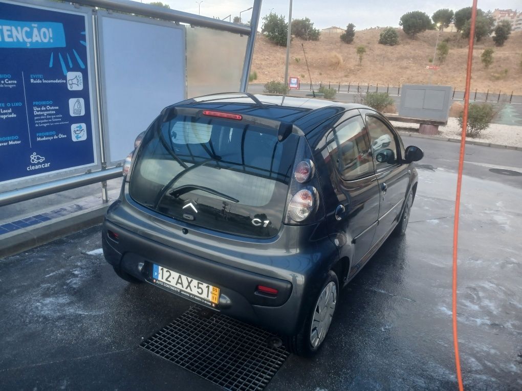 Citroën c1 com apenas 160 mil kilometros