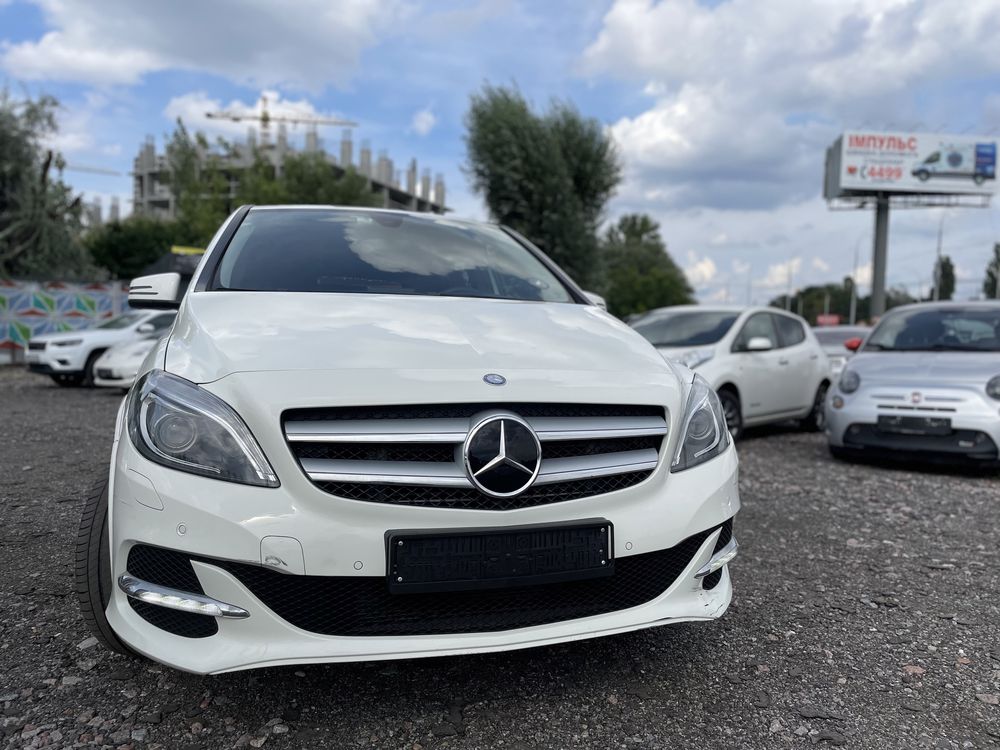 В наличии в Киеве Mercedes B/250e Range Plus 2016г