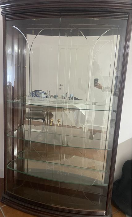 Movel expositor cerejeira