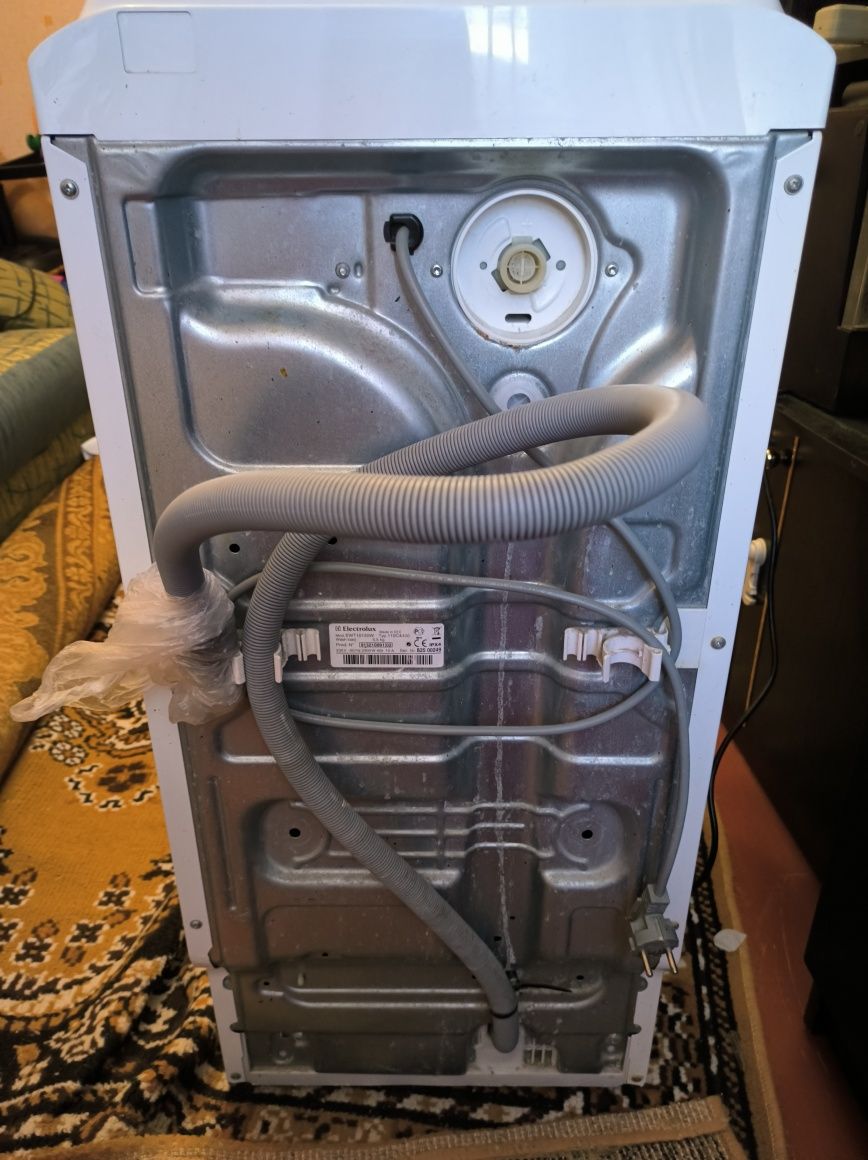 Пральна машина Electrolux EWT 10120W