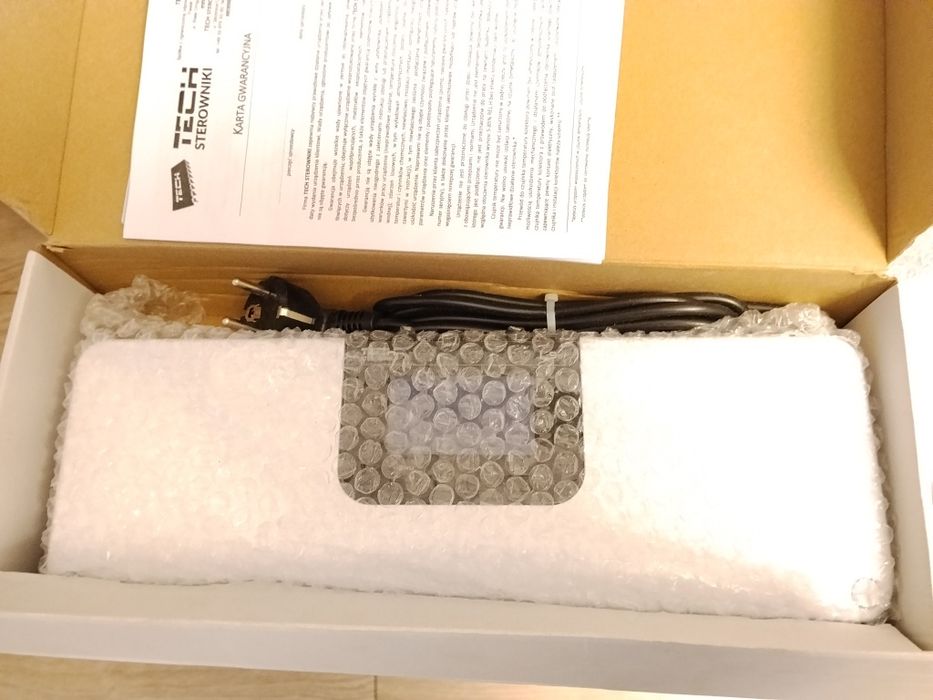 Przewodowy sterownik zaworów termostatycznych