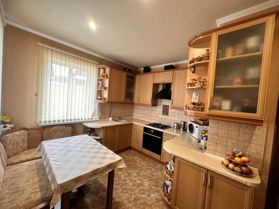 Продам будинок р-н ветлікарні Борисполь