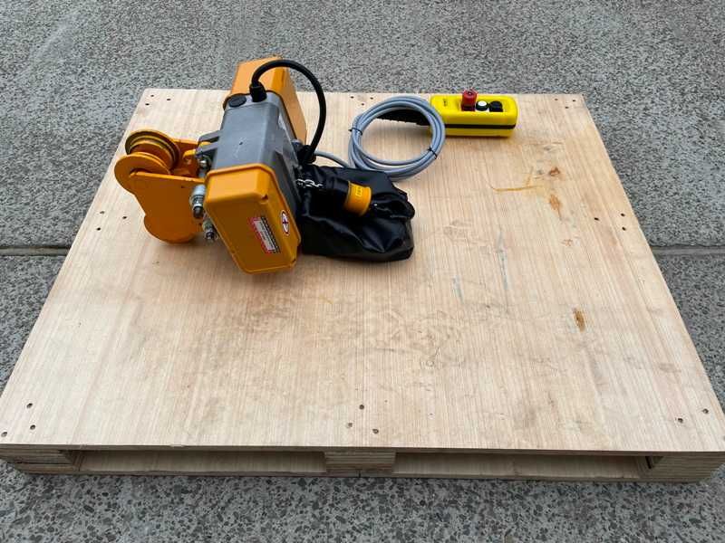 Wciągnik 250kg ABB  suwnica wciągarka elektrowciąg demag wyciagnik