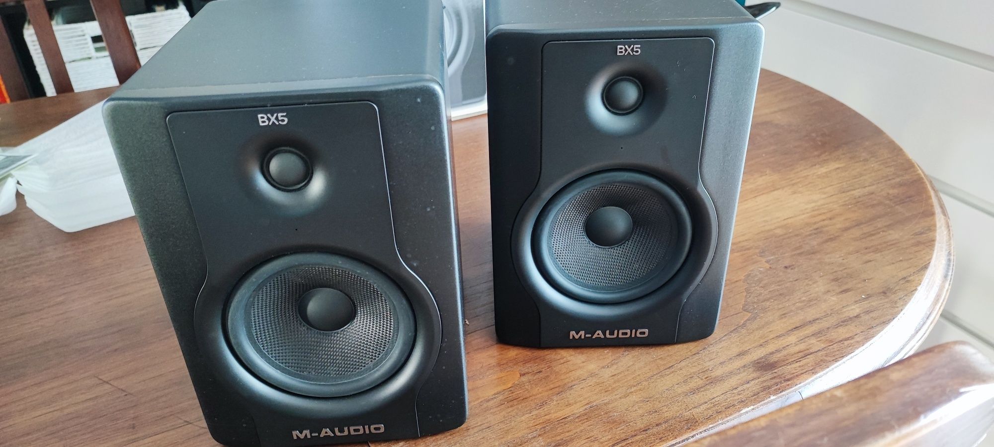 Colunas amplificadas M-Audio bx5 d2