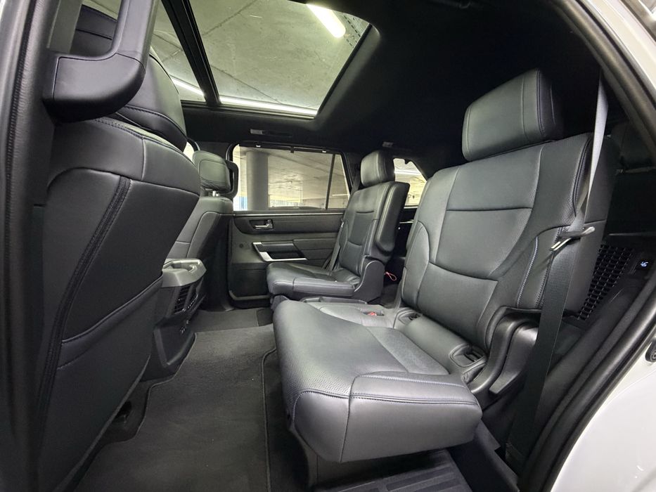 Toyota Sequoia Platinum