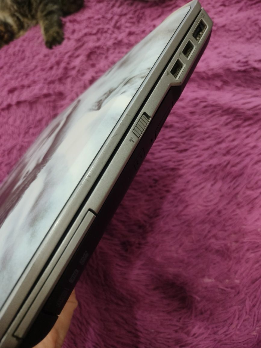 Ноутбук Dell latitude E6420