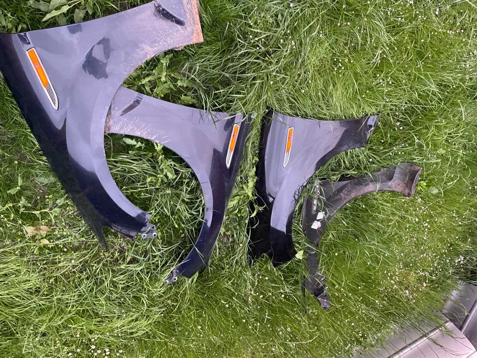 FORD MONDEO MK4 Błotnik błotniki P/L Kolor V6 i G6