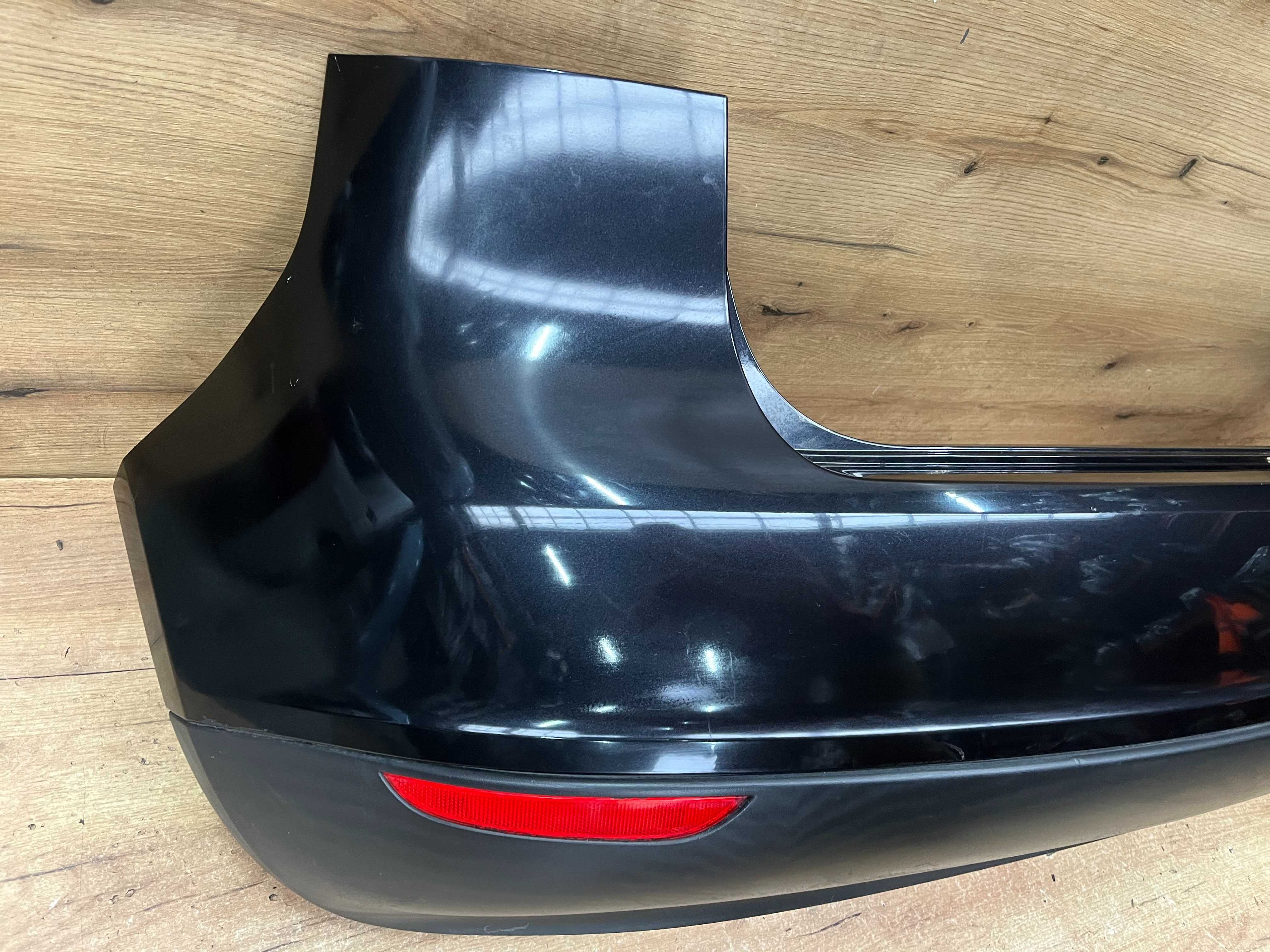 Zderzak tylny Golf 5 Plus kolor lc9z