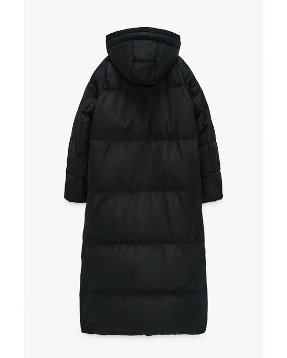 Пуховик  довгий з капюшоном від Zara