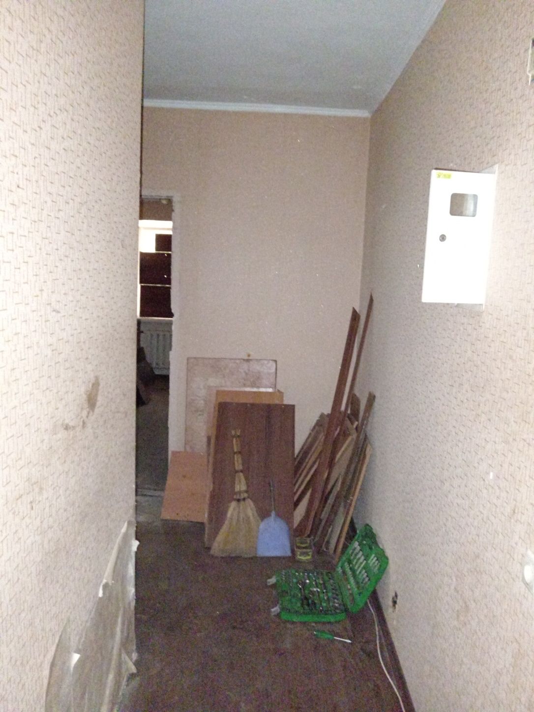 Продам 2 кімнатну квартиру на 1 поверсі