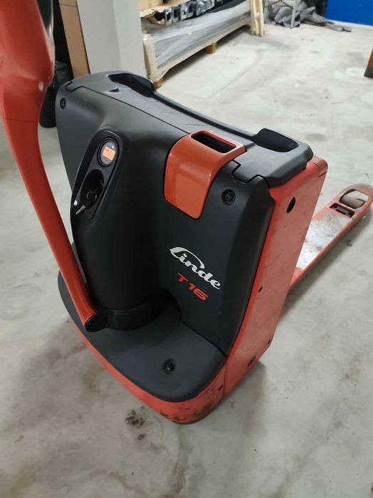 Porta paletes linde em excelente estado com 873 horas