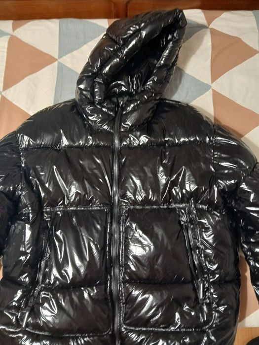 Blusão puffy capuz
