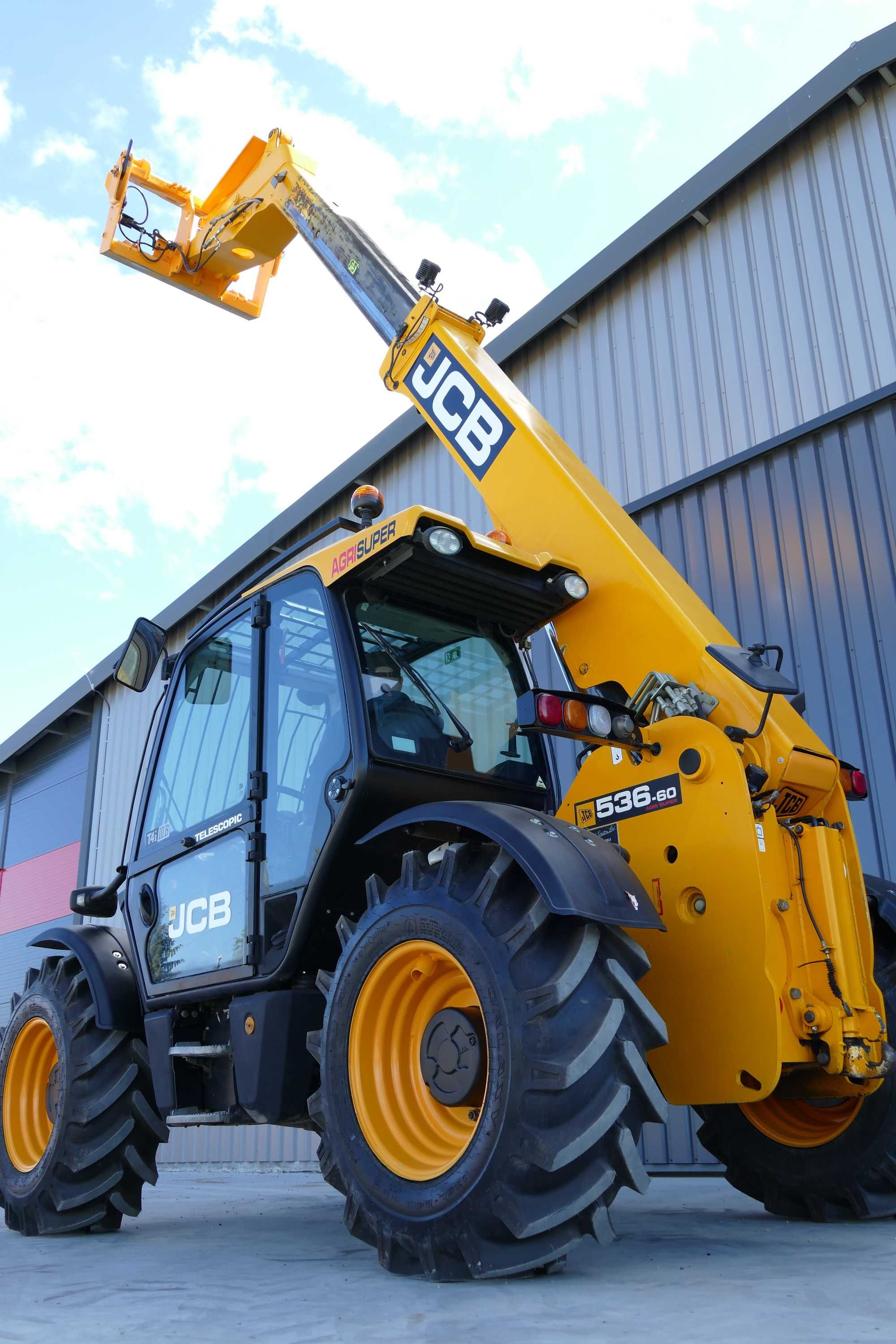 ładowarka teleskopowa jcb 536 60 agri super