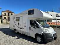 Vendo autocaravana com garagem