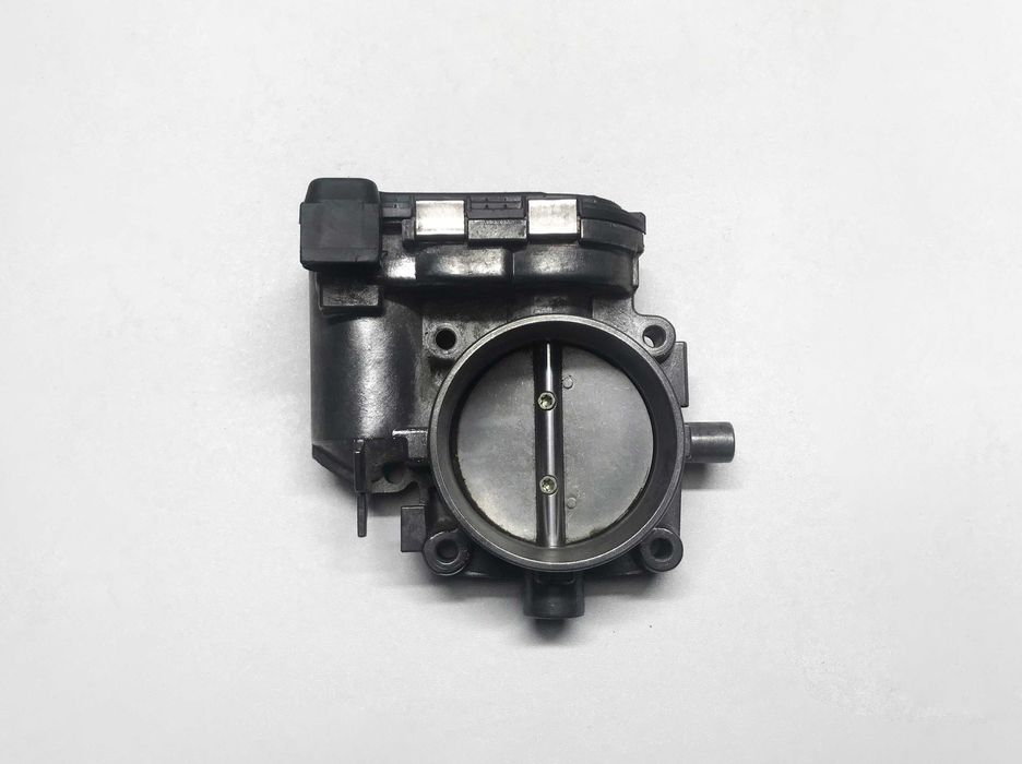 Дросельна заслонка Mercedes C208. C209. W163. W220 - 2.6-2.8-3.2-3.7