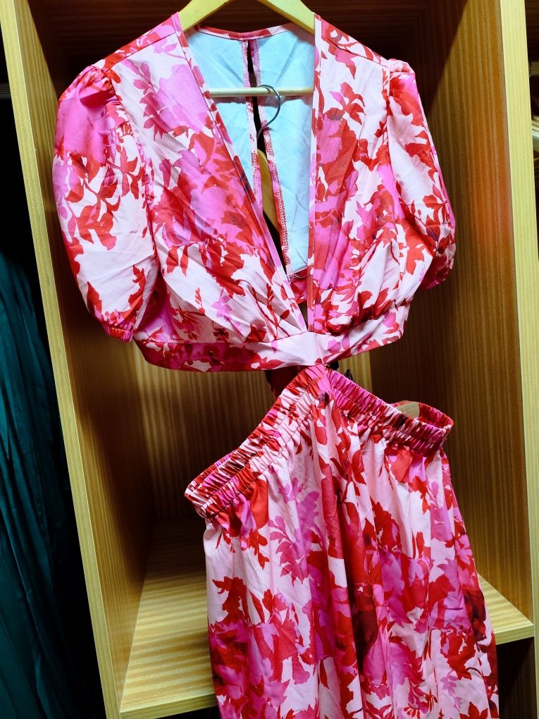 Vestido rosa novo