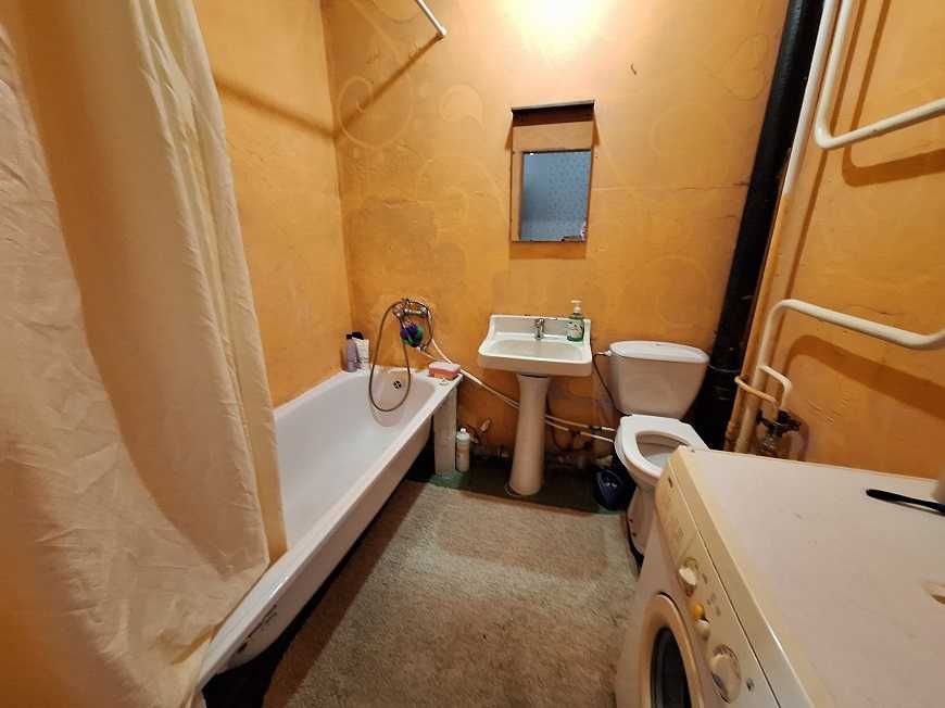 Продаж 1-кім кв, центр. Митниця, вул. Г. Дніпра