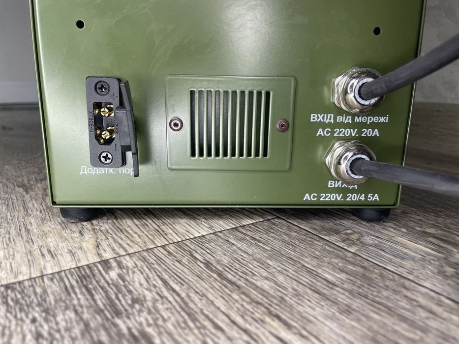 Великий павербанк powerbank дбж 1 кВт/год